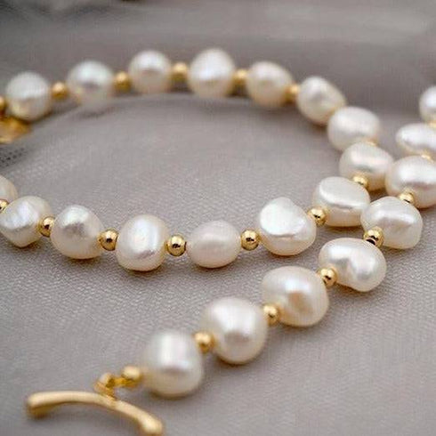 Queen Coin Pearl Bracelet - Zafari Studio Jewelry